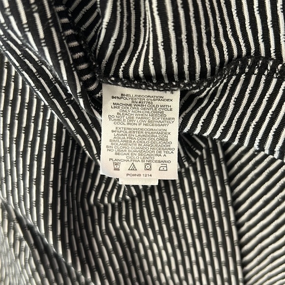 Callaway Women’s Golfing Shirt, Size Large - Picture 6 of 8